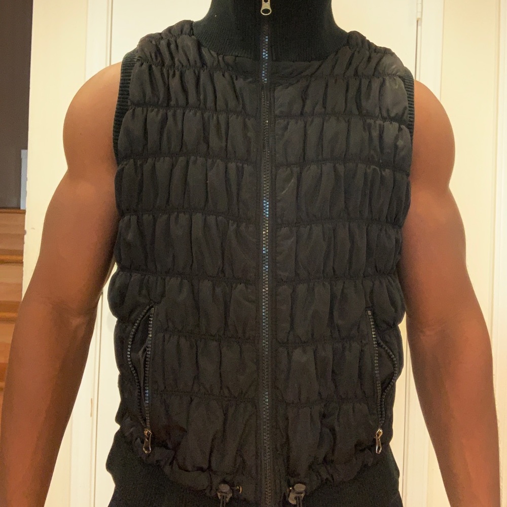 Calvin Klein Performance Vest - Picture 6 of 8